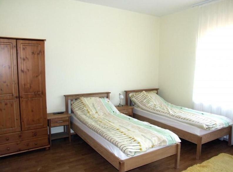 Aura Vendeghaz Hotell Hajdúszoboszló Exteriör bild